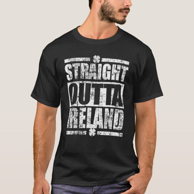 Straight Outta Ireland Retro St. Patrick's Day Gif T-Shirt (Vorderseite)