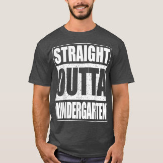 Straight Outta Kindergarten Funny Abschluss T-Shirt