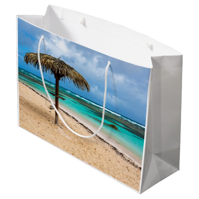 Strand Anse des Rochers Große Geschenktüte (Rückseite Schrägansicht)