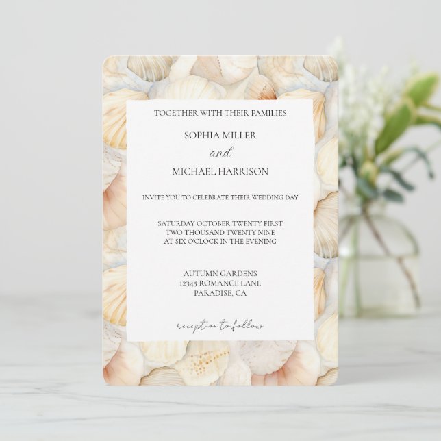 Strand Elfenbein Creme Meeresmuscheln Hochzeit Einladung (Stehend Vorderseite)