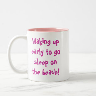 Strand-Freaks drehen Reinfall-Tassen um Zweifarbige Tasse