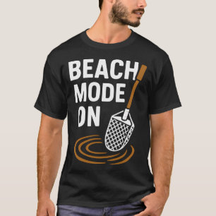 Strand-Modus Bei Metalldetektor-Abenteuer T-Shirt