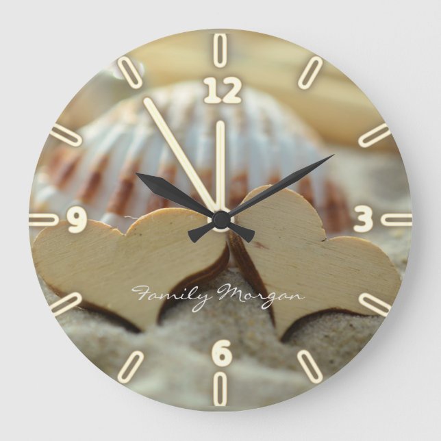 Strand, Sand, Seashell, Holzherzen Personalisiert Große Wanduhr (Vorderseite)
