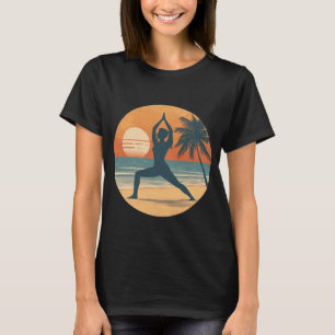 Strand Sonnenuntergang Yoga Silhouette Coastal Y T-Shirt