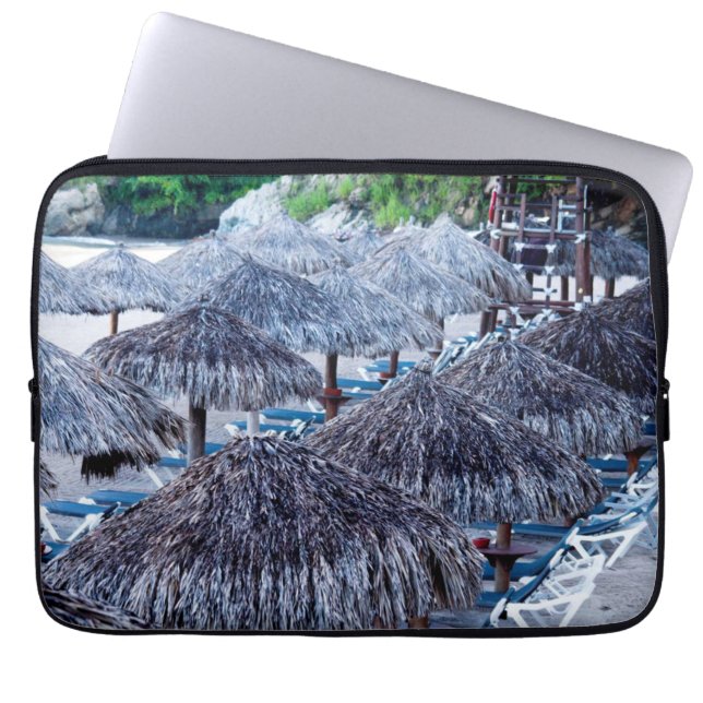Strand-Stühle und Schutz Laptopschutzhülle (Vorderseite)