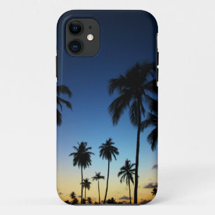 Strand und ein Küstendorf  Praia tun Stärke iPhone 11 Hülle