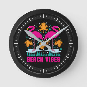 Strand-Vibes Rosa Flamingo-Design Runde Wanduhr