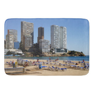 Strand von dem Osten von Benidorm Badematte