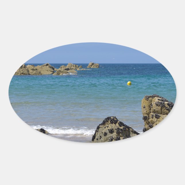 Strand von Plévenon in Frankreich Ovaler Aufkleber (Vorderseite)
