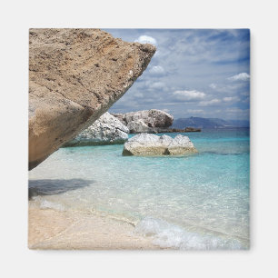 Strand von Sardinien mit großem Felsenmagnet Magnet