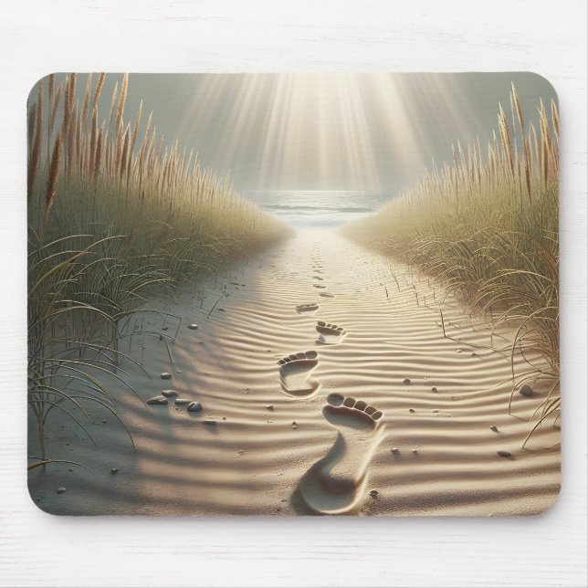 Strandfußabdrücke in Sand Mousepad (Vorne)