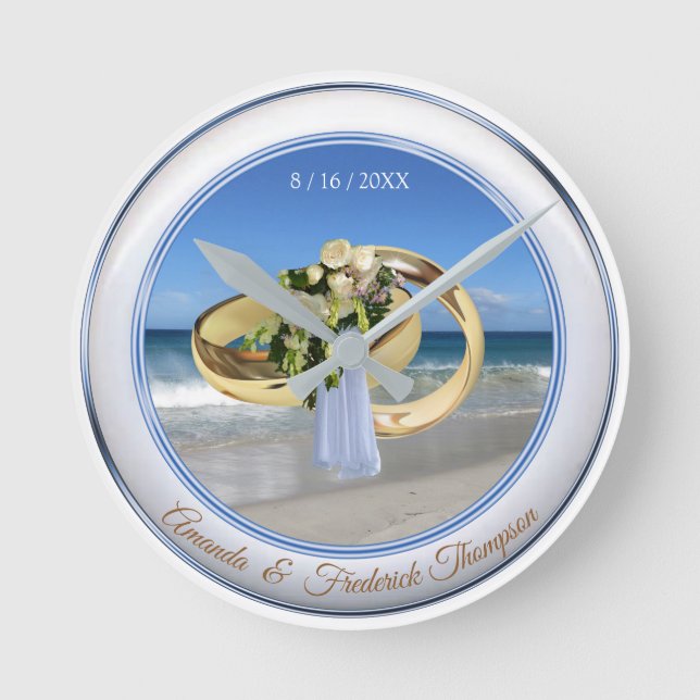 Strandhochzeitungs-Geschenkuhr Runde Wanduhr (Vorderseite)