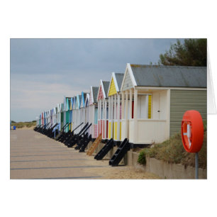 Strandhütten in lebhaften Farben