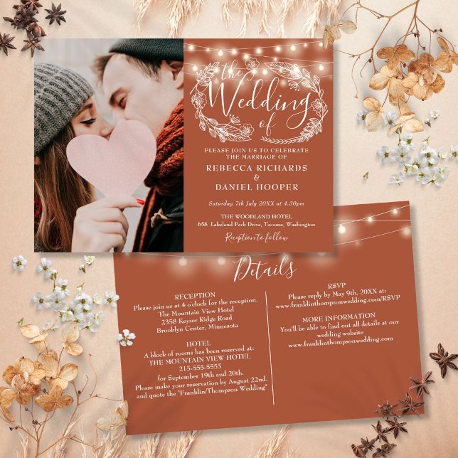 Strandlicht Terracotta-Foto in einer Hochzeit Einladung (String Lights Terracotta Photo All In One Wedding Invitation)
