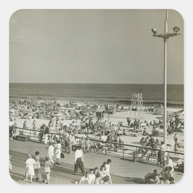 Strandpromenade Quadratischer Aufkleber (Vorderseite)