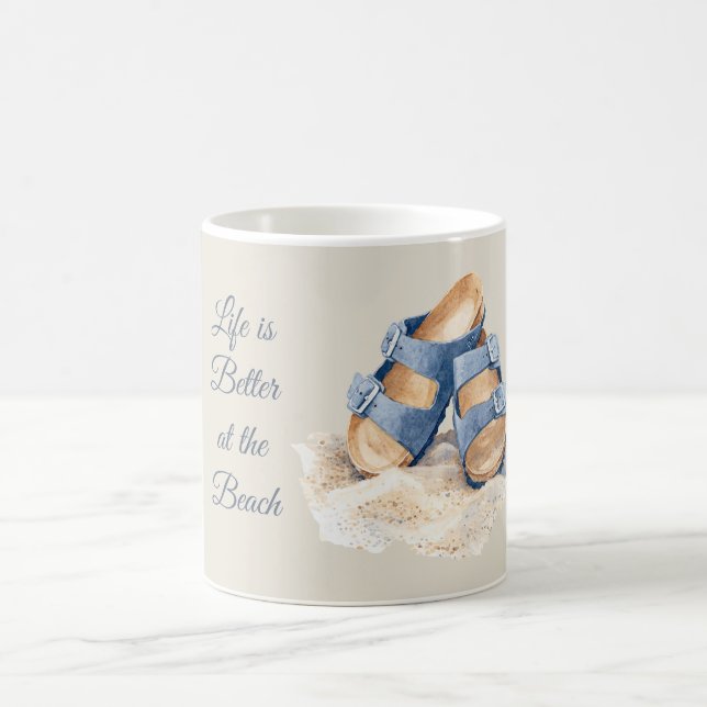 Strandsand Blaue Sandalen Kaffeetasse (Mittel)