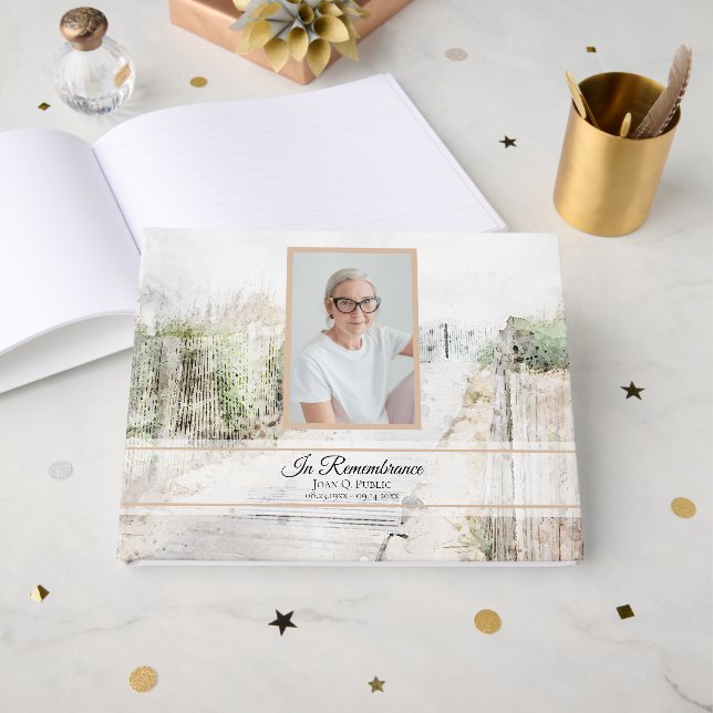 Strandspaziergang zur Feier zum Gedenken an das Le Gästebuch (Vorderseite Offen)