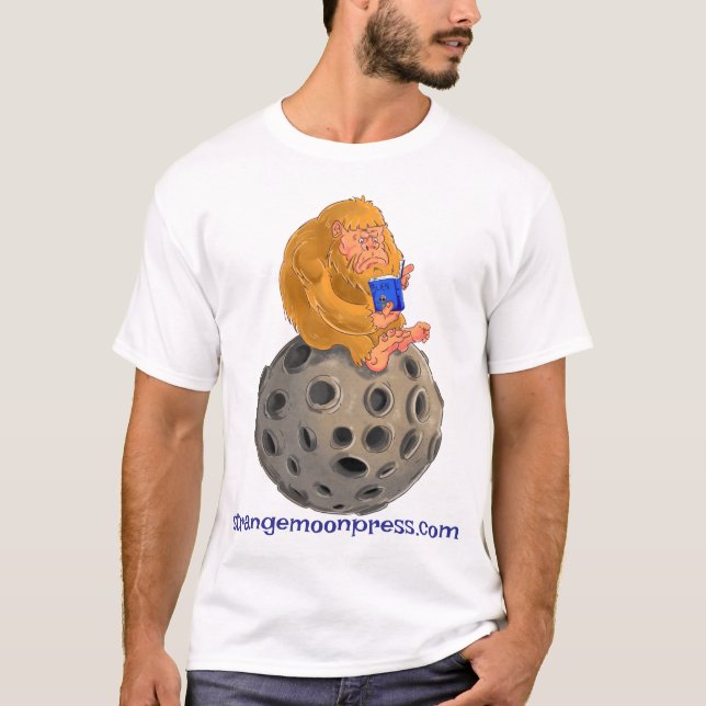Strange Moon Press Bigfoot auf dem Mond T-Shirt (Vorderseite)
