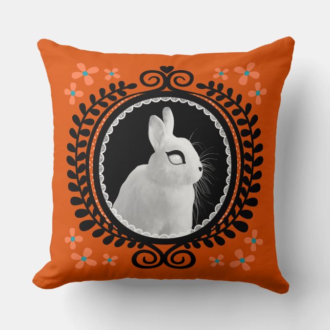 Strange White Bunny: Orange, Teal, & Black  Kissen (Vorderseite)