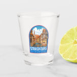 Straßburg Frankreich Reisen Kunst Vintag Schnapsglas<br><div class="desc">Straßburg Retrovektor Reise Design. Straßburg ist die Hauptstadt der Region Grand Est, ehemals Elsass, im Nordosten Frankreichs.</div>