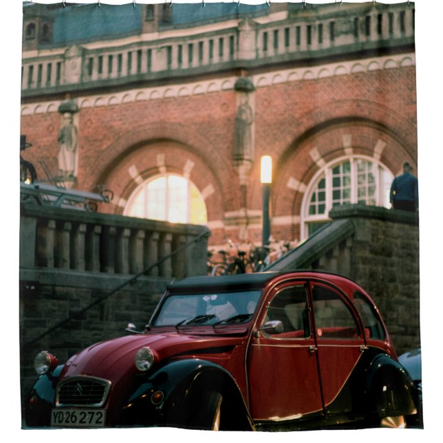 Straße im alten Vintagen Stil Duschvorhang (Vorderseite)