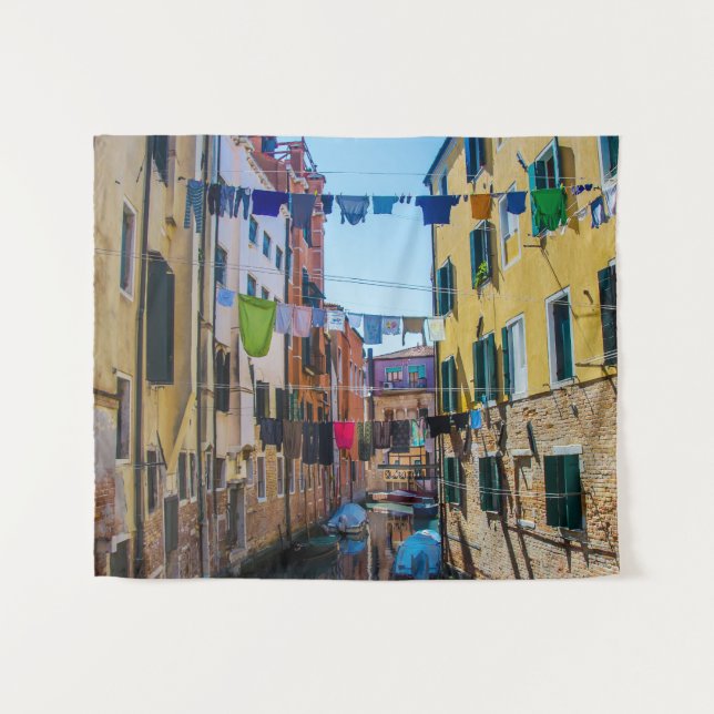 Straße in Venedig mit Wäsche waschen Kleider Itali Wandteppich (Vorderseite (Horizontal))