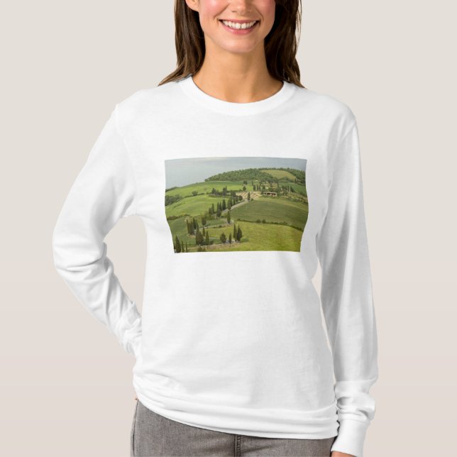 Straße von Pienza nach Montepulciano T-Shirt (Vorderseite)