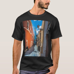 Straßen des alten San Juan T-Shirt