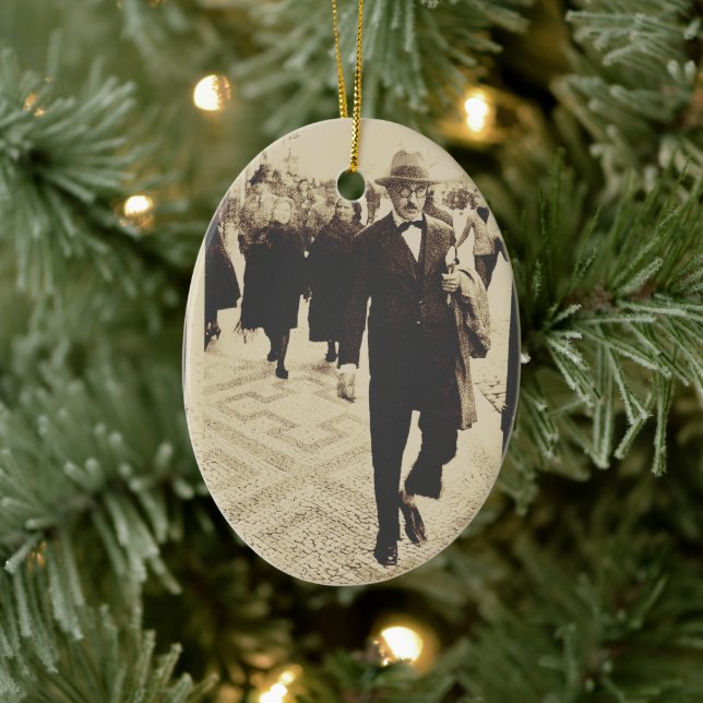 Straßen in Lissabon (Fernando Pessoa) Keramik Ornament (Baum)