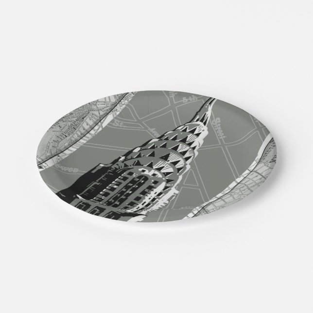 Straßen New Yorks mit dem Empire State Gebäude Pappteller (Schrägansicht)