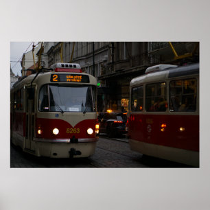 Straßenbahnen in Prag: Dämmerung auf den Cobblesto Poster