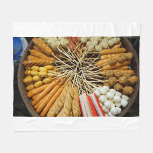 Straßenessen von einem asiatischen Markt Fleecedecke