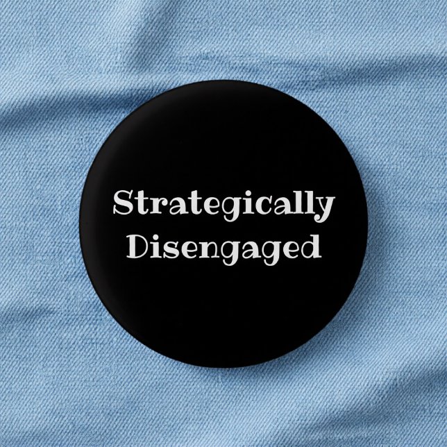 Strategisch distanzierter lustiger Büro-Pin-Button Button (Von Creator hochgeladen)