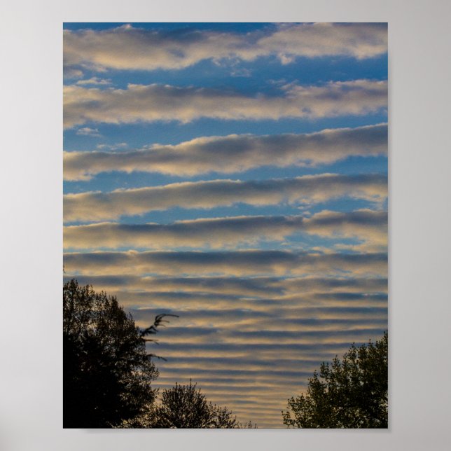Stratocumulus Undulatus Clouds Poster (Vorne)