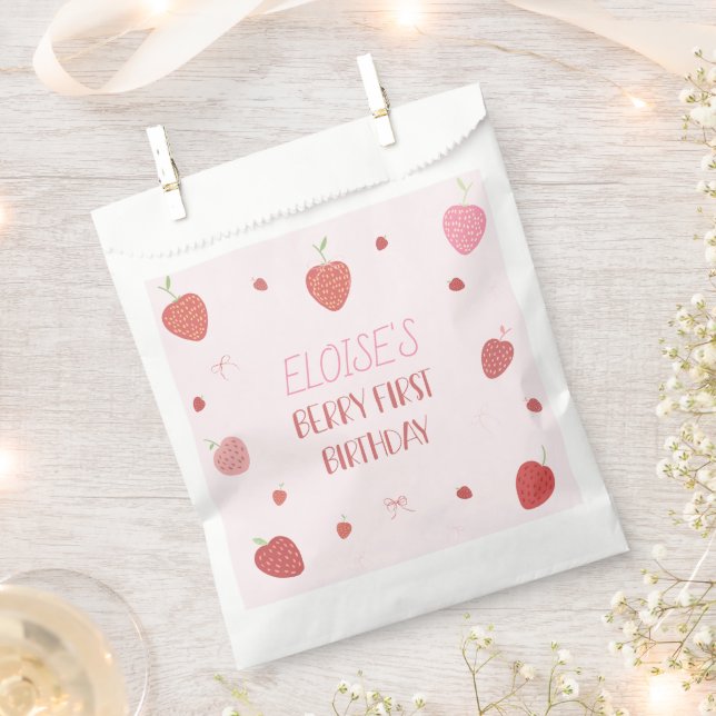 Strawberry 1. Berry First Birthday Favor Bags Geschenktütchen (Ausgeschnitten)
