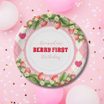 Strawberry 1. Geburtstag Party Berry First Pappteller<br><div class="desc">Erleben Sie die Süße Ihres kleinen Geburtstages mit unseren Strawberry 1. Geburtstag Party Berry First Paper Tellern. Diese Teller sind mit blühenden Erdbeeren verziert und sorgen für einen farbenfrohen und fröhlichen Aufenthalt. Erschaffen Sie unvergessliche Erinnerungen während Sie sich versammeln, um diesen Meilenstein zu feiern. Unsere Papier-Teller sind sowohl für Komfort...</div>