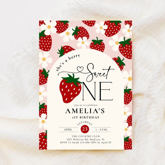 Strawberry 1st Birthday Berry Sweet One Einladung (Von Creator hochgeladen)