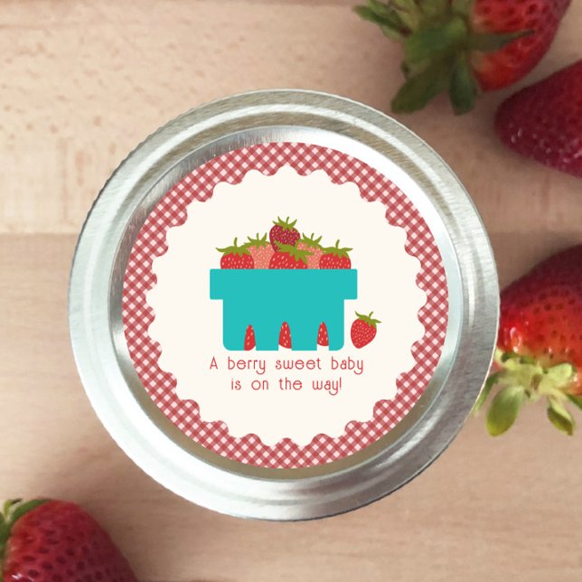 Strawberry Basket Gingham Berry Sweet Baby Shower Runder Aufkleber (Von Creator hochgeladen)