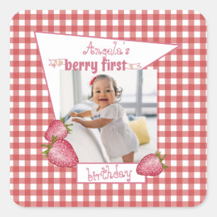 Strawberry Berry First Birthday Quadratischer Aufkleber