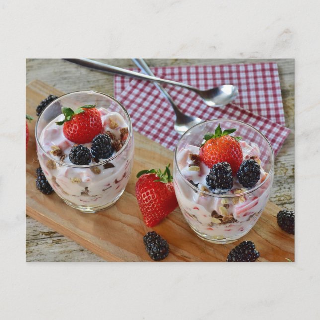 Strawberry BlackBerry Dessert Süßigkeiten nach Übe Postkarte (Vorderseite)