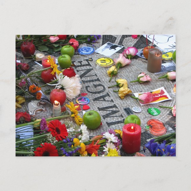 Strawberry Fields Postkarte (Vorderseite)