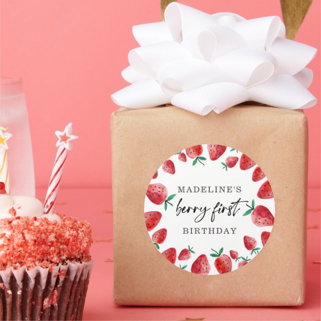 Strawberry First Birthday 1. Berry Sweet Favor Runder Aufkleber (Party)