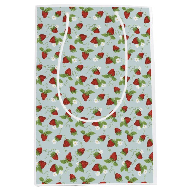 Strawberry Floral Whimsical Gift Bag Mittlere Geschenktüte (Vorderseite)