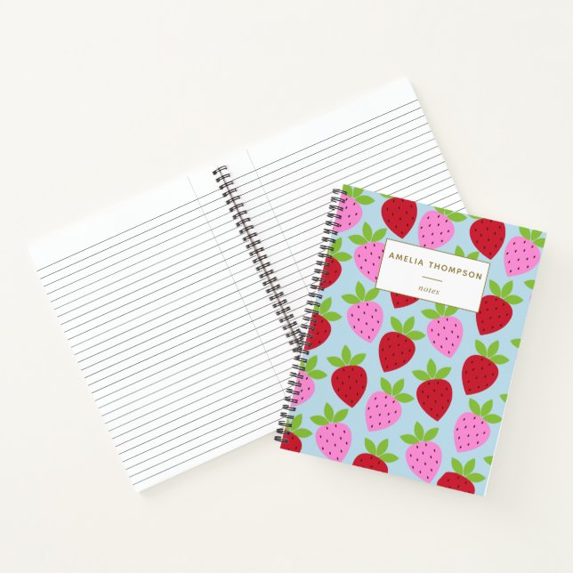 Strawberry Muster Niedlich farbenfroh Personalisie Notizbuch (Innenseite)