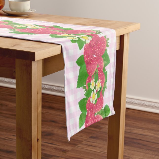Strawberry Pink Gingham Kurzer Tischläufer (Beispiel)