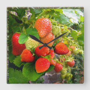Strawberry Time  ~ Clock Quadratische Wanduhr