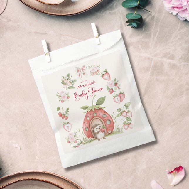 Strawberry Woodland Baby Shower Geschenktütchen (Von Creator hochgeladen)