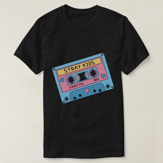 STRAY KIDS Niedlich Retro Pastel Cassette Tape Blu T-Shirt (Design vorne)