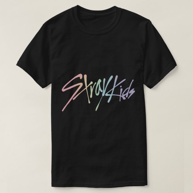 STRAY KIDS Pastel Rainbow Logo Sticker T-Shirt (Design vorne)