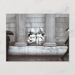 Street Art Cherubs Postkarte